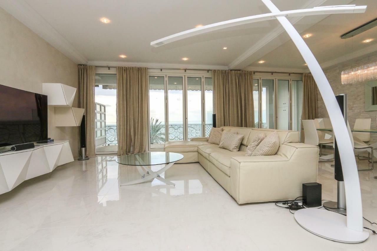 Seafront Modern Apartment Nice Exterior photo